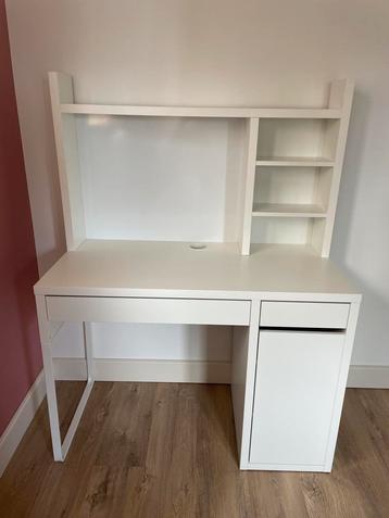 Ikea bureau Micke - Zo goed als nieuw beschikbaar voor biedingen