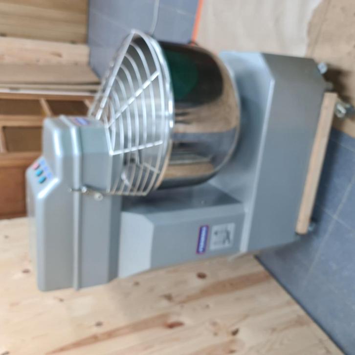 Deegmenger professioneel 380 V. 50 L. Boilies. Karper, Watersport en Boten, Hengelsport | Karpervissen, Gebruikt, Ophalen