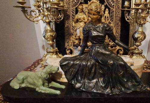Art Deco sculptuur Dame met hond, Antiek en Kunst, Kunst | Beelden en Houtsnijwerken, Ophalen