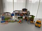 Playmobil school met extra sporthal en schoolbus, Kinderen en Baby's, Speelgoed | Playmobil, Ophalen, Gebruikt, Complete set