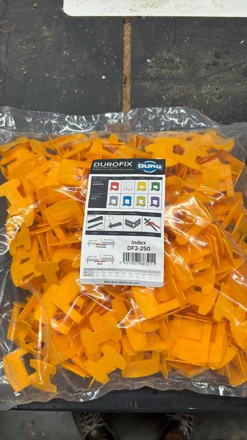 Tegel clips om te nivelleren 2mm beschikbaar voor biedingen