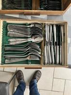 2 Coffrets Kara Gembloux, Ophalen, Zo goed als nieuw, Compleet servies