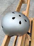 Skate helm, Fietsen en Brommers, Fietsaccessoires | Fietshelmen, Ophalen, Gebruikt, Jongen of Meisje, Oxelo