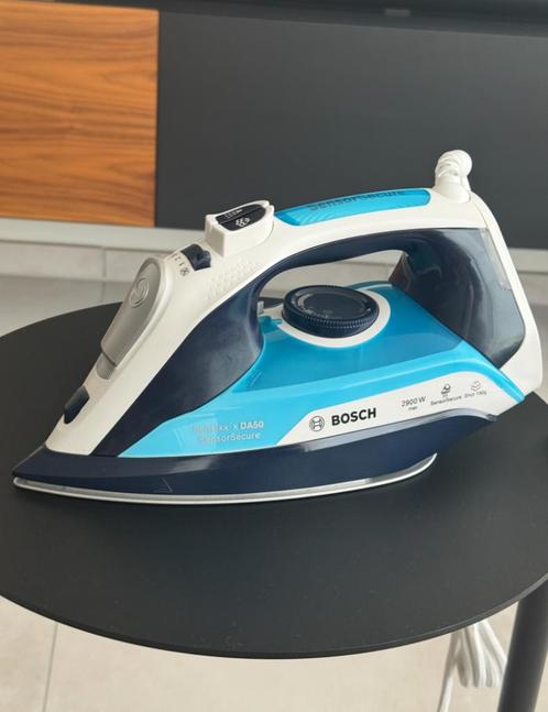 Te koop: Bosch Sensixx’x DA50 SensorSecure Stoom strijkijzer, Elektronische apparatuur, Strijkijzers en Strijkplanken, Nieuw, Strijkijzer met snoer