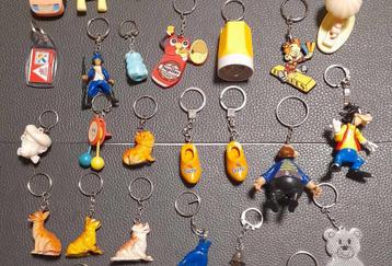 Oude sleutelhangers beschikbaar voor biedingen