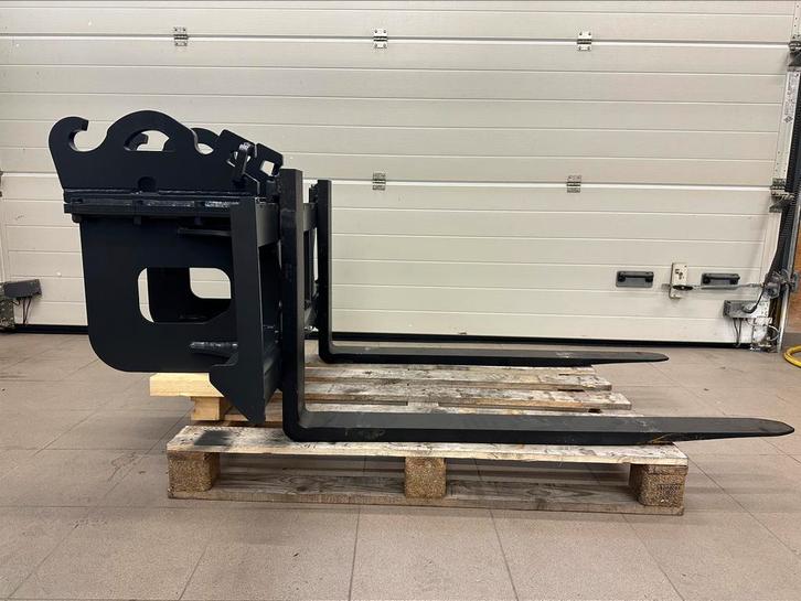 *Fourches à palettes cw10, Doe-het-zelf en Bouw, Gereedschap | Zaagmachines, Zo goed als nieuw, Ophalen of Verzenden