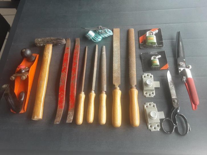 Set gereedschap., Doe-het-zelf en Bouw, Gereedschap | Handgereedschap, Zo goed als nieuw, Ophalen of Verzenden