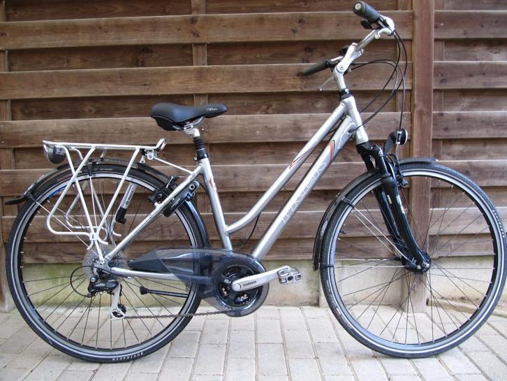 Damesfiets TREK in Tielt - Winge 3390, Fietsen en Brommers, Fietsen | Dames | Damesfietsen, Zo goed als nieuw, Versnellingen, Ophalen