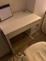 IKEA bureau, Ophalen of Verzenden, Zo goed als nieuw