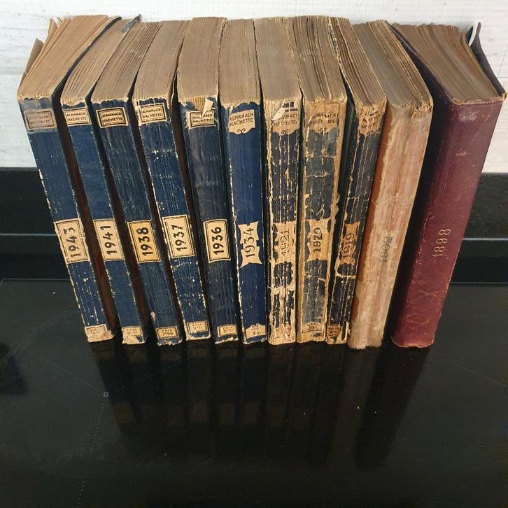 11 x  Almanach Hachette/Lebègue (1898—1943), Antiquités & Art, Antiquités | Livres & Manuscrits, Enlèvement