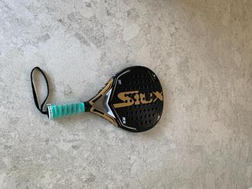 padel racket siux beschikbaar voor biedingen