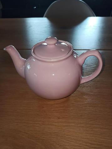 Theepot beschikbaar voor biedingen