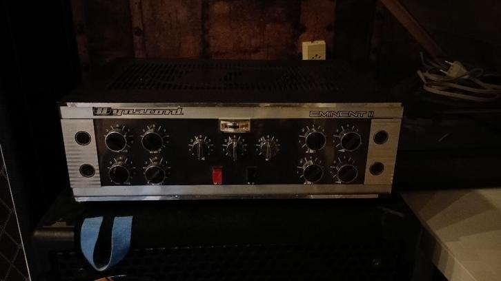 VINTAGE versterker met boxen DYNACORD, Musique & Instruments, Amplis | Basse & Guitare, Utilisé, Guitare, 100 watts ou plus, Enlèvement
