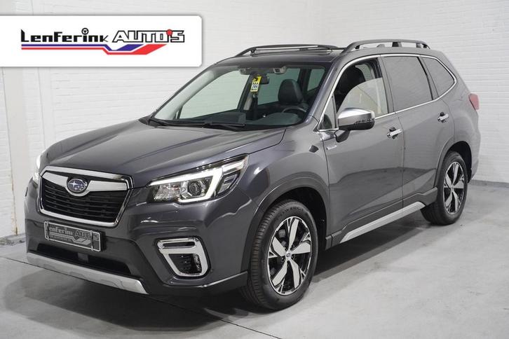 Subaru Forester 2.0i e-BOXER First Edition Leder Apple Carpl, Auto's, Subaru, Bedrijf, Forester, 4x4, ABS, Adaptieve lichten, Adaptive Cruise Control