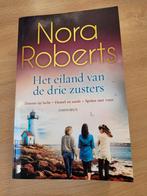 Nora Roberts - Het eiland van de drie zusters, Ophalen of Verzenden, Zo goed als nieuw