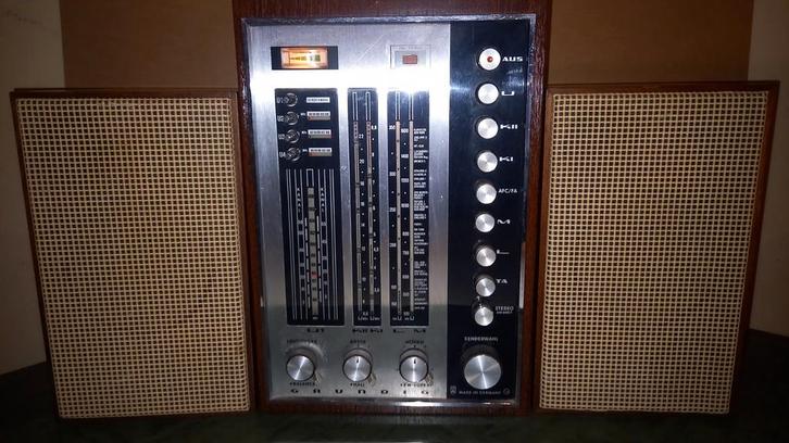 GRUNDIG HF 500 HI-FI Tuner Amplifier + boxen GRUNDIG 205, Audio, Tv en Foto, Radio's, Gebruikt, Ophalen