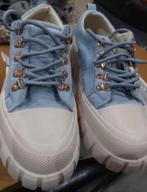 Baskets basses en suédine pr dames, pointure 40,  état neuf, Sneakers et Baskets, Comme neuf, Enlèvement, Bleu