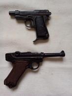 Jouets 2 armes miniatures - Uniwerk Italy, Hobby & Loisirs créatifs, Utilisé, Enlèvement ou Envoi