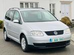 VW TOURAN 1.6i benzine * 7 plaatsen * 7 place * zeer proper, Auto's, 75 kW, Monovolume, 1600 cc, 7 zetels