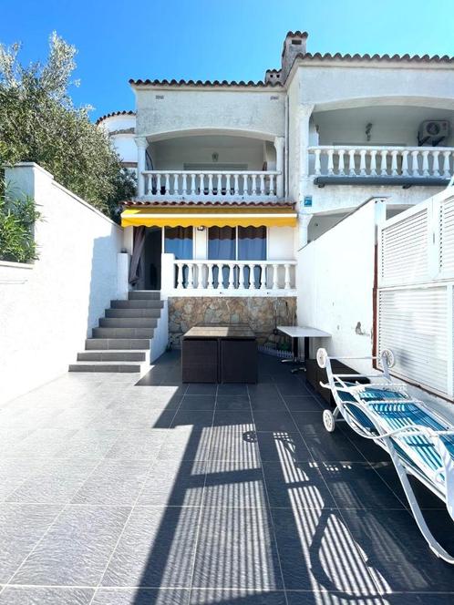 Belle maison au bord d'un canal, Immo, Maisons à vendre, Maison individuelle