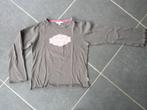 bruin longsleeve met in roze letters LGKGRILS, Ophalen of Verzenden, Gebruikt, Meisje, Shirt of Longsleeve