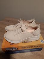 SKECHERS  SLIP-INS   SCHOENEN, Vêtements | Femmes, Chaussures, Skechers, Beige, Sneakers et Baskets, Comme neuf