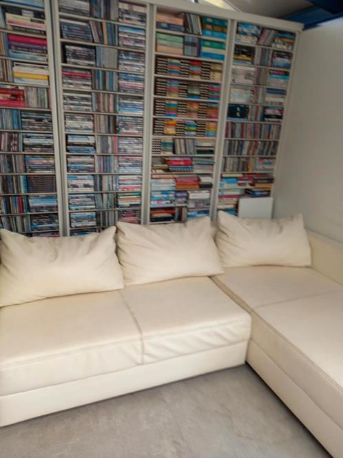 Hoekzetel en slaapbank wit leatherlook, Huis en Inrichting, Zetels | Complete zithoeken, Zo goed als nieuw, Ophalen