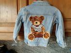 Jeansvest Maatje 104, Ophalen, Zo goed als nieuw, Maat 104