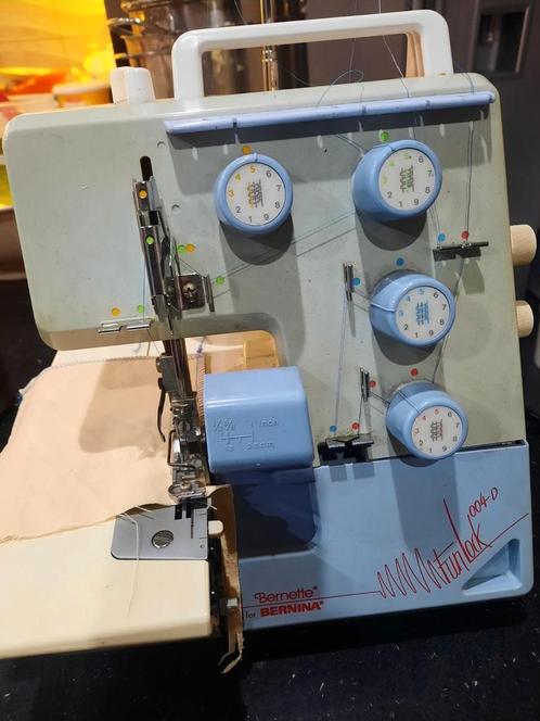 Bernette overlock van Bernina, Hobby en Vrije tijd, Naaimachines en Toebehoren, Gebruikt, Lockmachine, Bernina, Ophalen of Verzenden