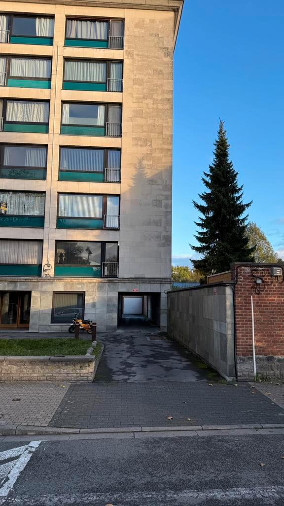 Garage in Mons, Immo, Garages en Parkeerplaatsen, Provincie Henegouwen