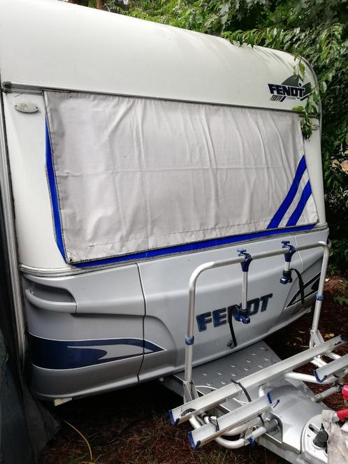 Fendt TG 510 met nog seizoensplek 3mnd, Caravans en Kamperen, Caravans, Particulier, Rondzit, Fendt, 2 aparte bedden, Airco, Koelkast