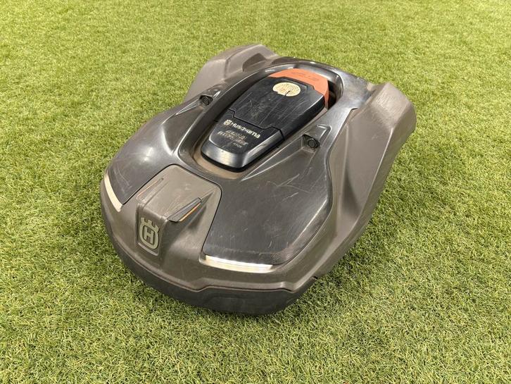 Husqvarna Automower 450X - 5000m2 incl 2 maand garantie!, Tuin en Terras, Robotmaaiers, Gebruikt, 20 tot 25 cm, Bestuurbaar via app