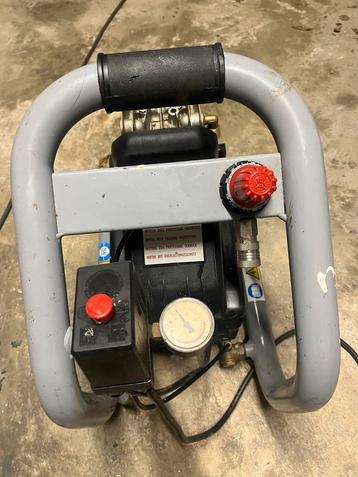 Buis kompressor.   Merk:SENCO beschikbaar voor biedingen