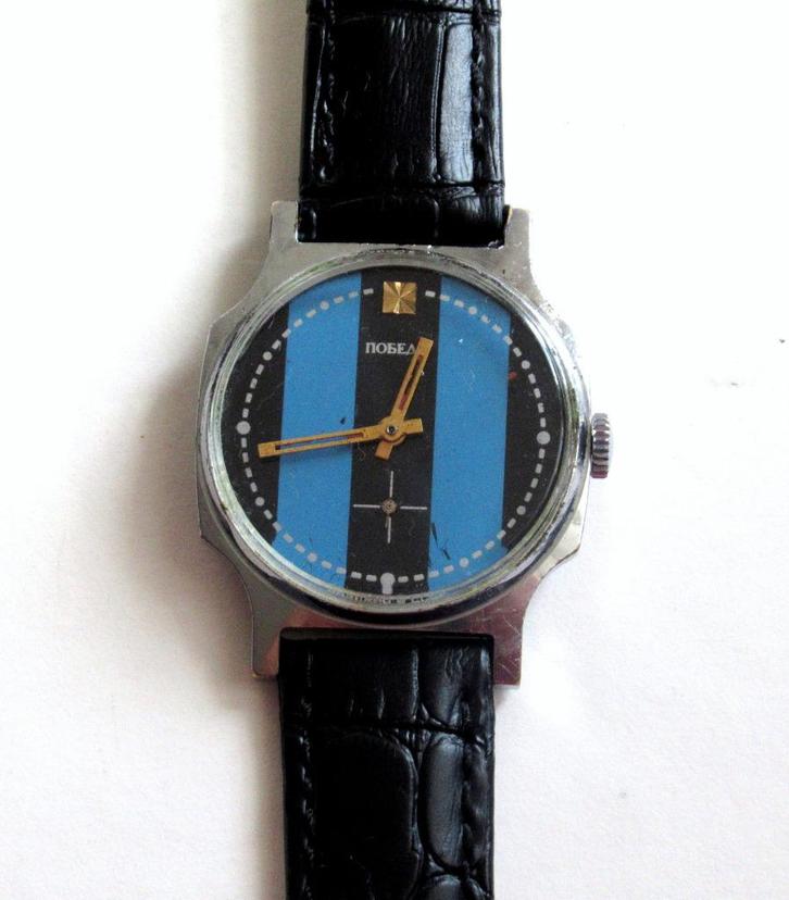 POBEDA vintage Inter Milan mechanisch herenhorloge van '80., Verzamelen, Overige Verzamelen, Ophalen of Verzenden