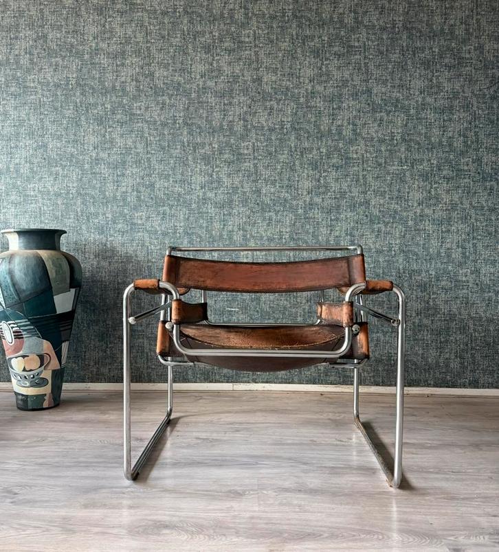 Vintage Marcel Breuer, Wassily chair, Italy 1960s…, Antiek en Kunst, Antiek | Meubels | Stoelen en Sofa's, Ophalen