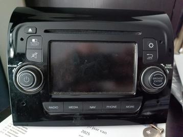 
Originele Continental / Mopar Fiat 250 VP2 ECE NAV multimed beschikbaar voor biedingen