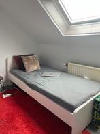 ASKVOLL IKEA Bed met lattenbodem en matras, wit, 90x200 cm, Huis en Inrichting, Slaapkamer | Complete slaapkamers, Ophalen, Zo goed als nieuw