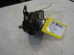 INSPUITPOMP Opel Astra J (PC6 / PD6 / PE6 / PF6) (55570040), Gebruikt, Opel