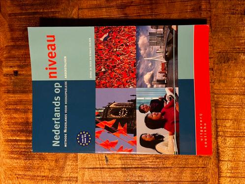Berna de Boer - Nederlands op niveau, Boeken, Overige Boeken, Zo goed als nieuw, Ophalen of Verzenden