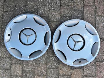 Mercedes wieldoppen beschikbaar voor biedingen
