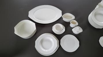 14 Delig eetservies van het merk Villeroy & Boch  beschikbaar voor biedingen