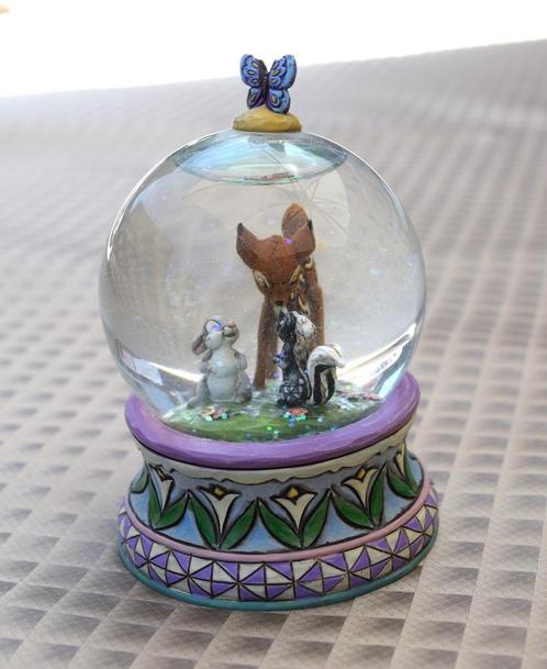 Handgemaakte sneeuwbol Disney Showcase Collection Bambi, Verzamelen, Disney, Zo goed als nieuw, Overige typen, Bambi of Dumbo