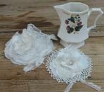 Porseleinen melkkannetje met frambozen, Maison & Meubles, Cuisine | Vaisselle, -, Comme neuf, Autres types, Autres styles