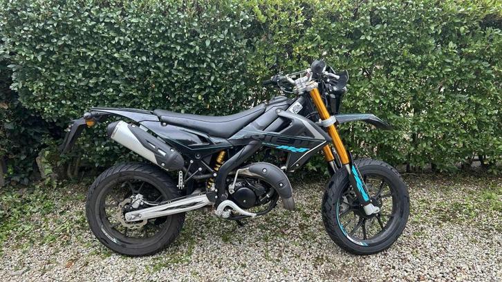 Rieju MRT 50 SM Pro - zwart/blauw, Fietsen en Brommers, Brommers | Crossbrommers, Gebruikt, Overige merken, Ophalen