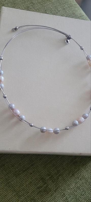 Collier ras de cou argent et veritable perles 