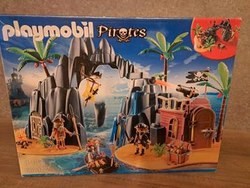 Pirateneiland playmobil beschikbaar voor biedingen