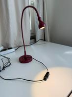 IKEA JANSJÖ LED bureaulamp – rood – flexibel – werkt perfect, Ophalen, Zo goed als nieuw