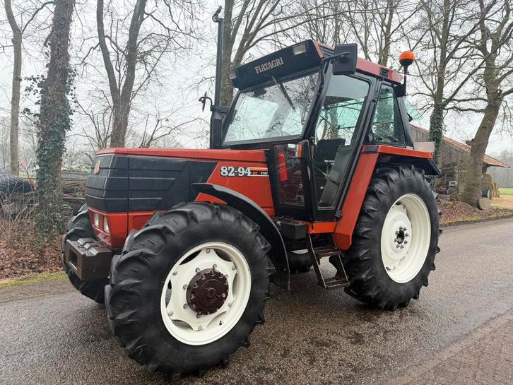 Fiat 82-94 DT HI LO 3550 originele uren!, Articles professionnels, Agriculture | Tracteurs, Fiat, Enlèvement