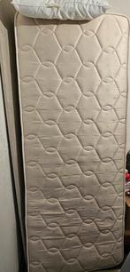 2x 1 persoonsmatras €10 per stuk, Huis en Inrichting, Slaapkamer | Matrassen en Bedbodems, Ophalen, Zo goed als nieuw
