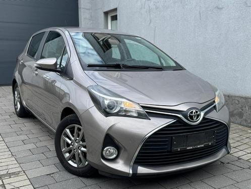 TOYOTA YARIS 1.3i BENZINE 2014 MET 89000 KM AIRCO GARANTIE, Auto's, Toyota, Bedrijf, Te koop, Yaris, Airconditioning, Bluetooth